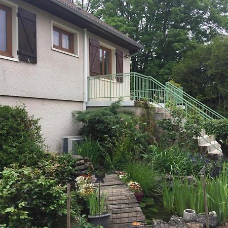 Sous La Tour Bed & Breakfast Agencourt ภายนอก รูปภาพ