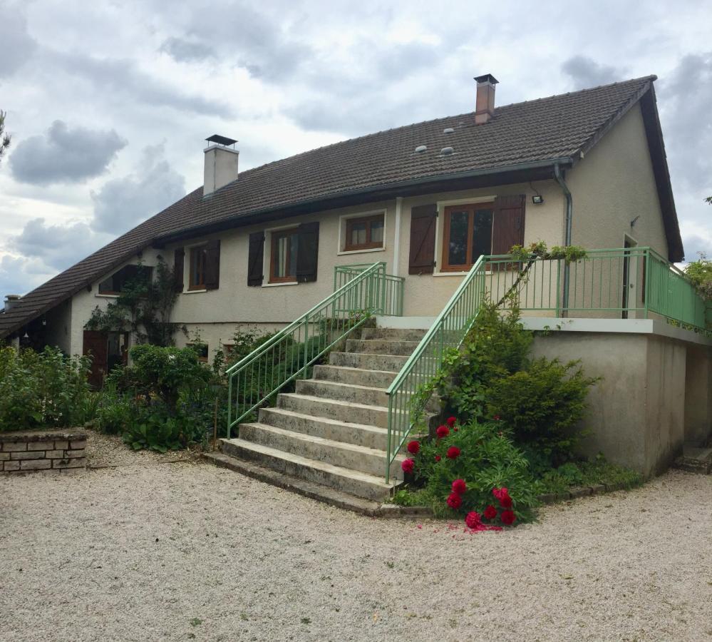 Sous La Tour Bed & Breakfast Agencourt ภายนอก รูปภาพ
