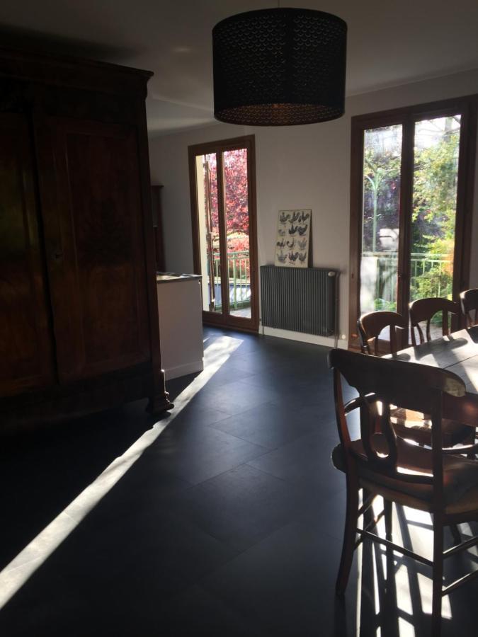 Sous La Tour Bed & Breakfast Agencourt ภายนอก รูปภาพ